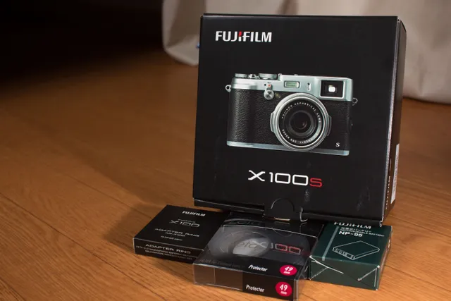 FUJIFILM X100S & Equipment update cover thumbnail