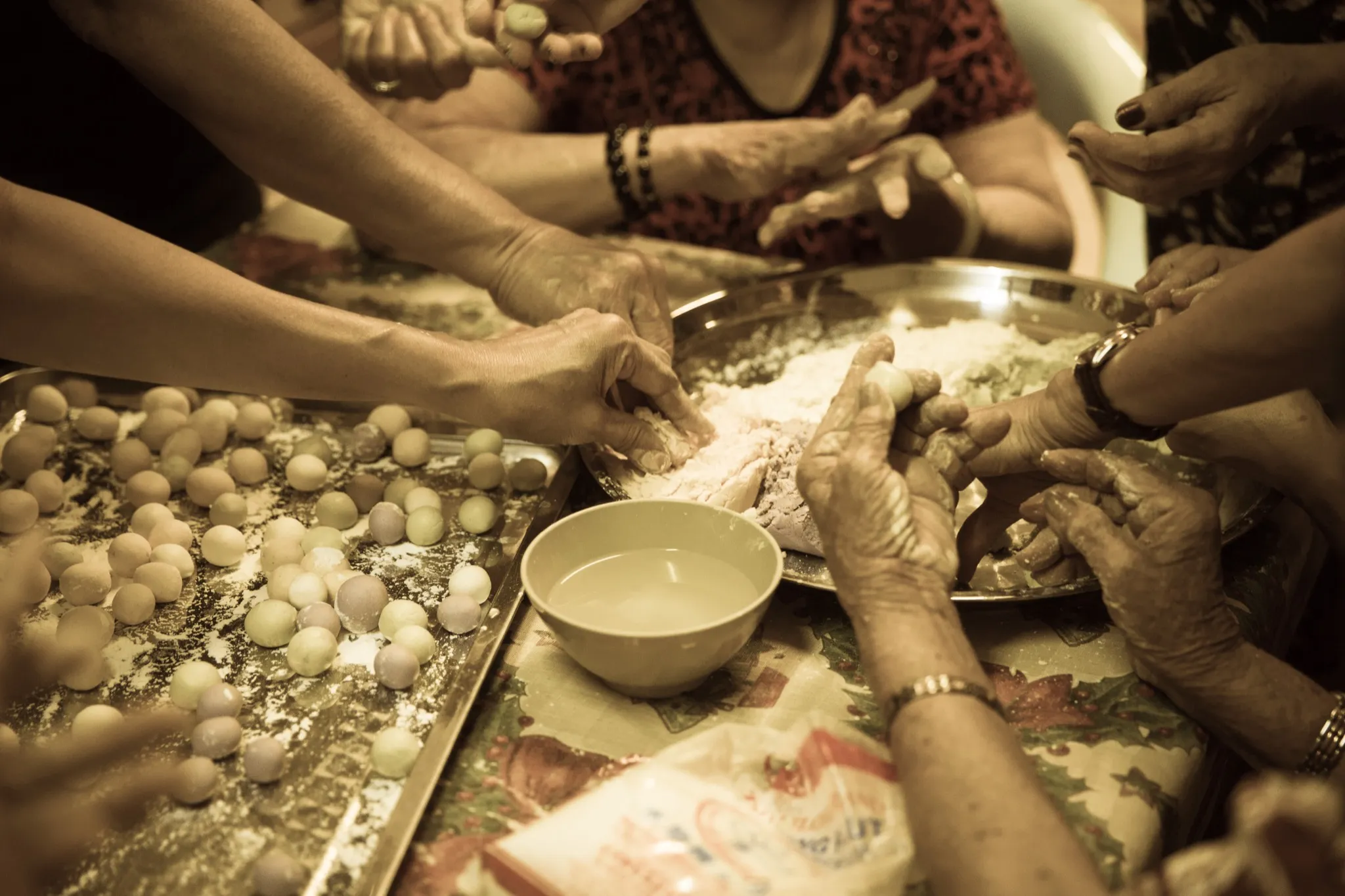 Photo - Making Glutinous Rice Ball